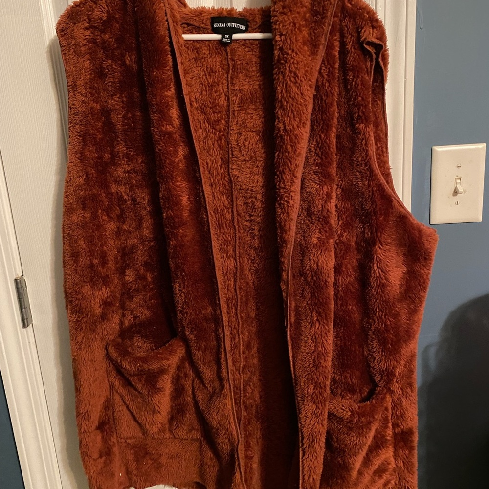 Zenana Outfitters Rust Faux Fur Vest